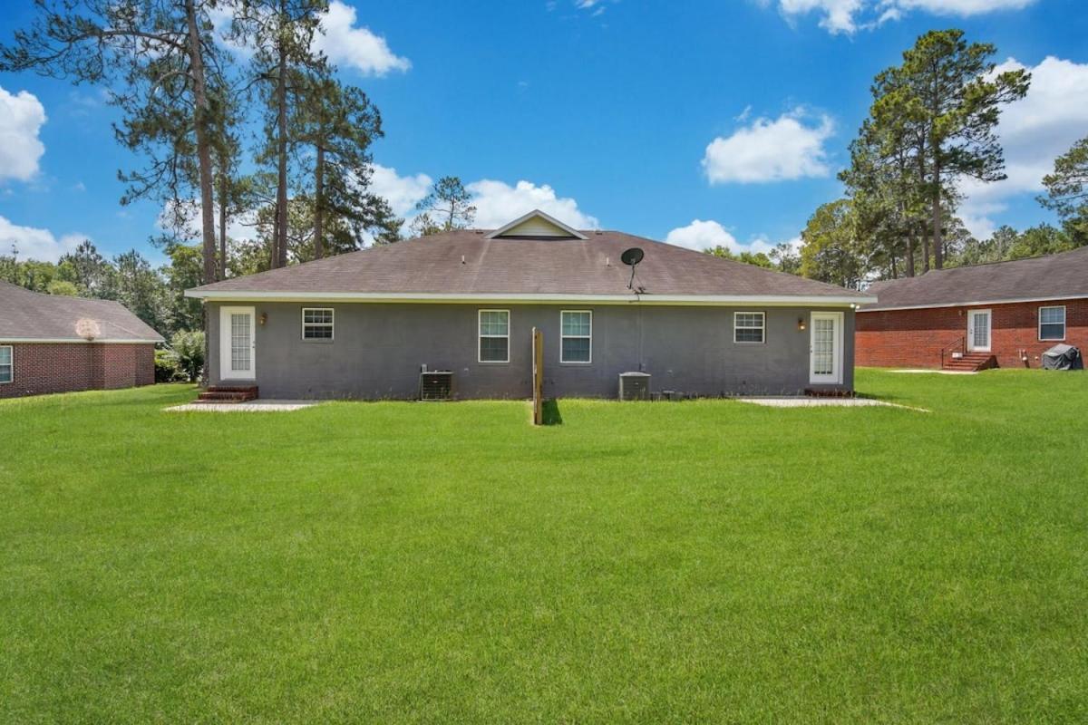 Charming Gray Home- 5 Mins From Gsu! Statesboro Eksteriør bilde