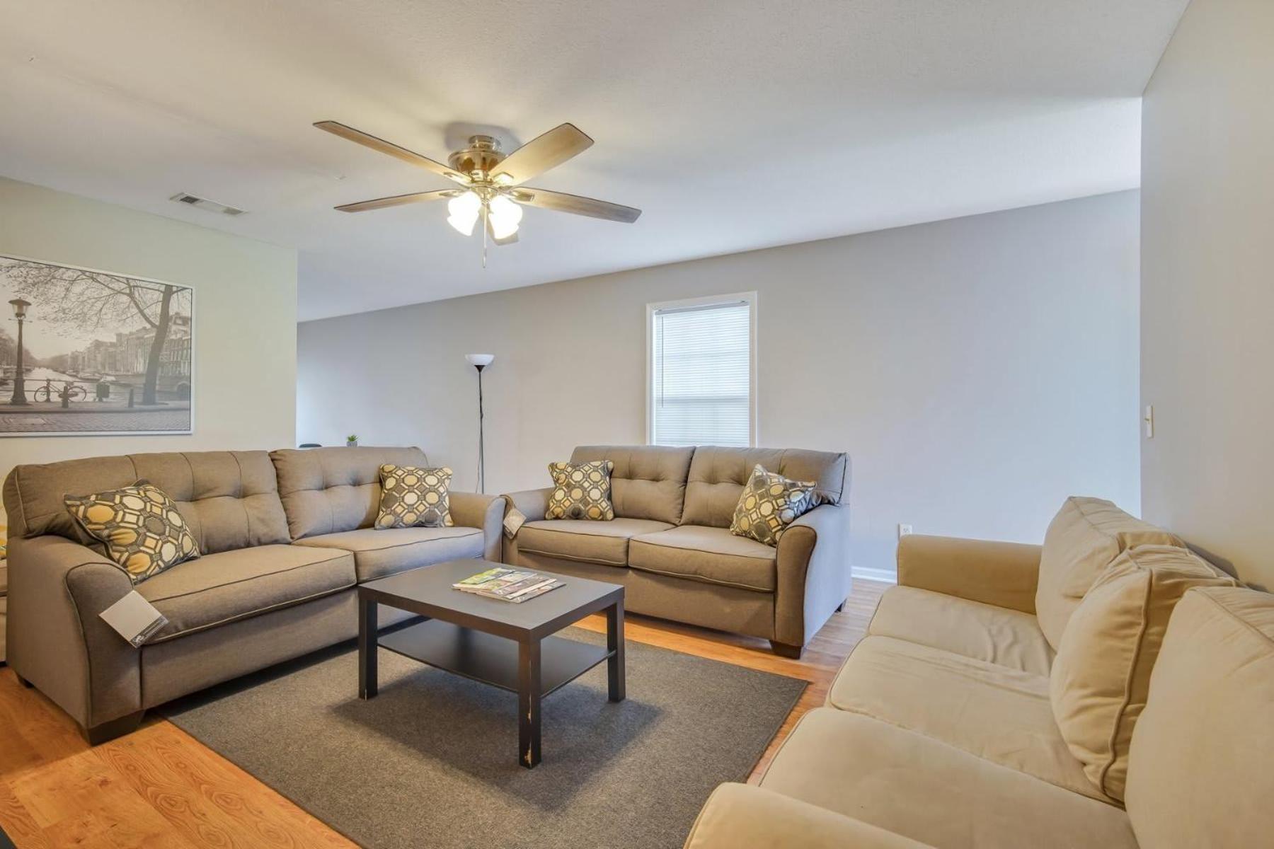 Charming Gray Home- 5 Mins From Gsu! Statesboro Eksteriør bilde